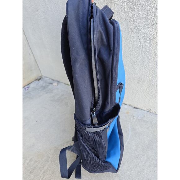 The North Face T93KV9-JK3 Vault TNF 26L Backpack - Clear Lake Blue - Picture 5 of 7